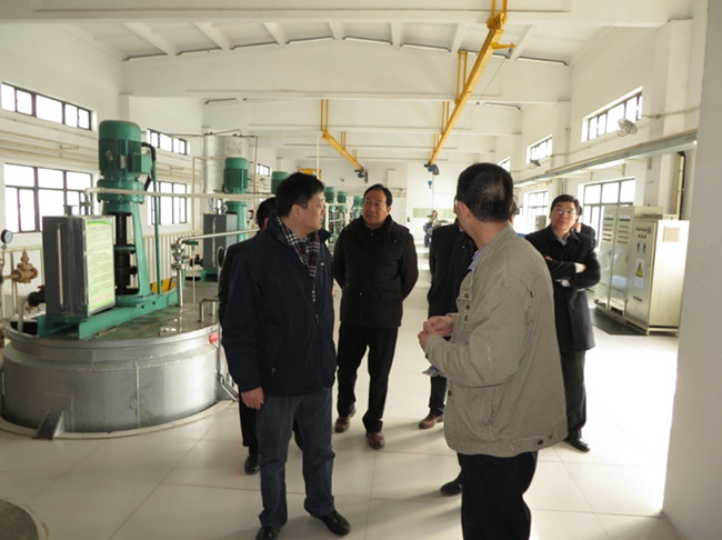 我公司总裁朱瑞忠率团赴新疆西部牧业集团交流访问